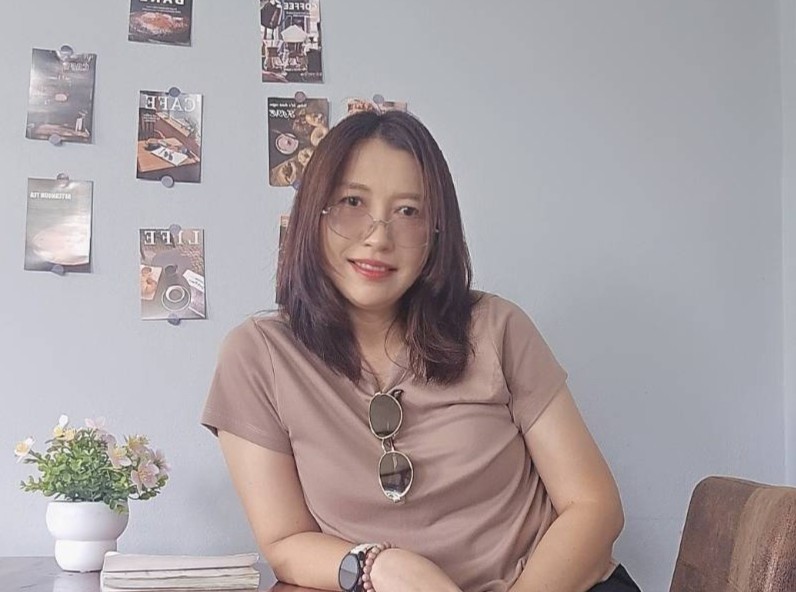 รูปของ นางสาวมิรันตี ส่งศรี